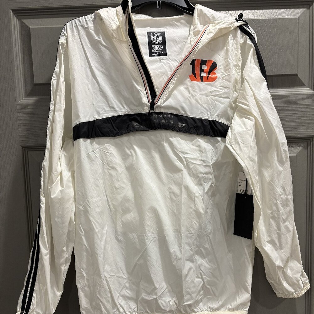 NFL Cincinnati Bengals Quarter Zip Pullover Windbreaker